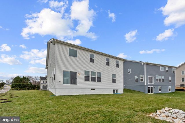 8120 CYPRESS POINT DR, Rosedale, MD 21237