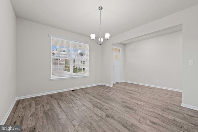 8120 CYPRESS POINT DR, Rosedale, MD 21237
