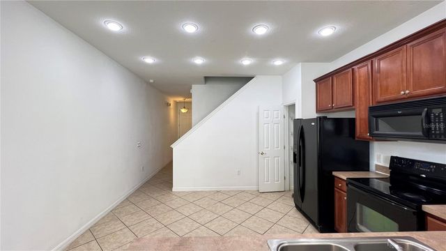 5215 PARADISE CAY CIRCLE, Kissimmee, FL 34746