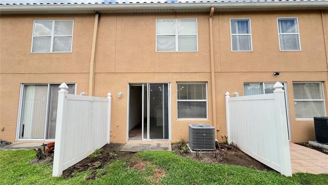 5215 PARADISE CAY CIRCLE, Kissimmee, FL 34746
