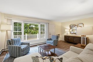 524 Laurel Lake ROAD #6, Thiensville, WI 53092