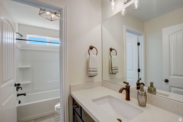 10676 S URBAN RIDGE CV, South Jordan, UT 84095