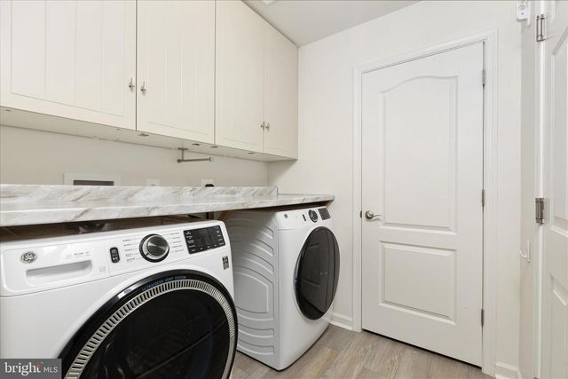 250 STAGER AVE, Falling Waters, WV 25419