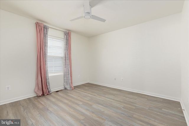 250 STAGER AVE, Falling Waters, WV 25419