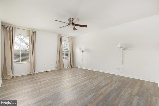 250 STAGER AVE, Falling Waters, WV 25419