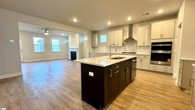 725 Beautyberry Way, Seneca, SC 29678