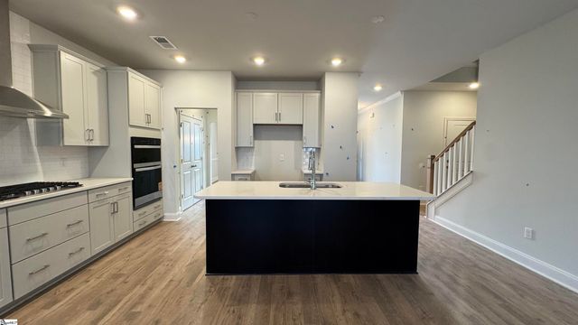 725 Beautyberry Way, Seneca, SC 29678