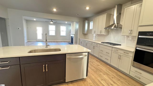 725 Beautyberry Way, Seneca, SC 29678