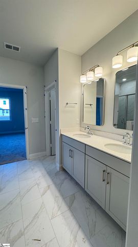 725 Beautyberry Way, Seneca, SC 29678