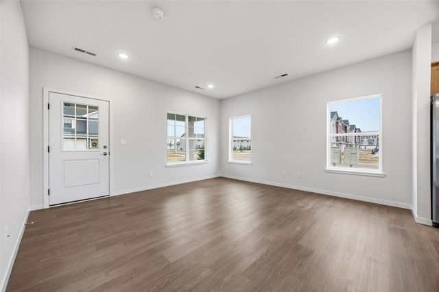 163 Bethany Loop SW B, Cedar Rapids, IA 52404