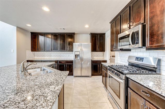 9011 Downing Street, Richmond, TX 77469