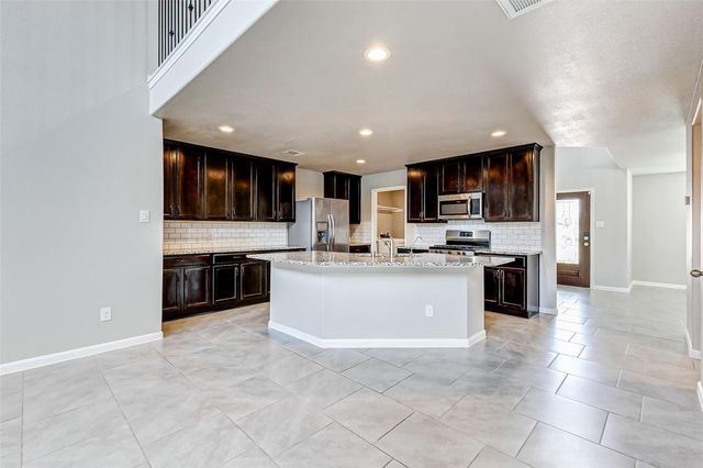 9011 Downing Street, Richmond, TX 77469