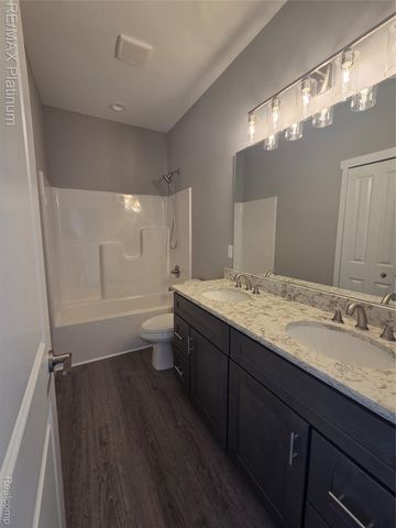 13318 Westwinds Drive, Fenton Charter Township, MI 48451