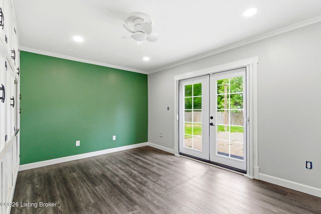 8505 Moody Rd, Louisville, KY 40219