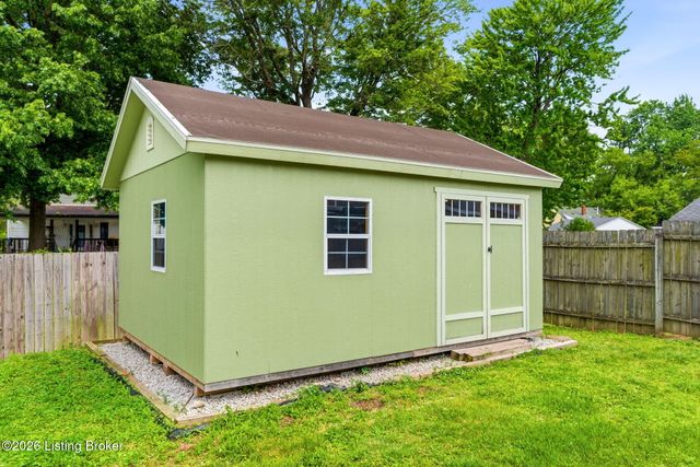 8505 Moody Rd, Louisville, KY 40219