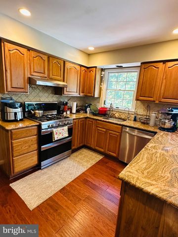 30 BRIDGEPORT CIR, Stafford, VA 22554