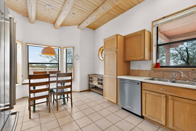 7 Bonito Court, Santa Fe, NM 87508