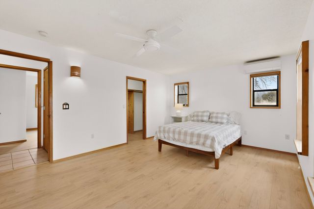 7 Bonito Court, Santa Fe, NM 87508