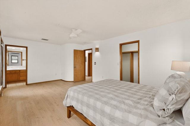 7 Bonito Court, Santa Fe, NM 87508