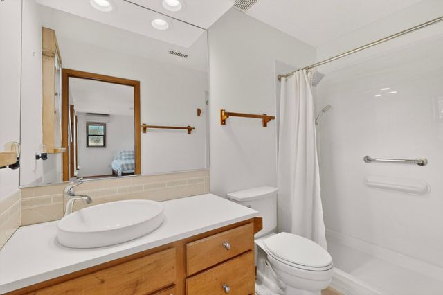 7 Bonito Court, Santa Fe, NM 87508