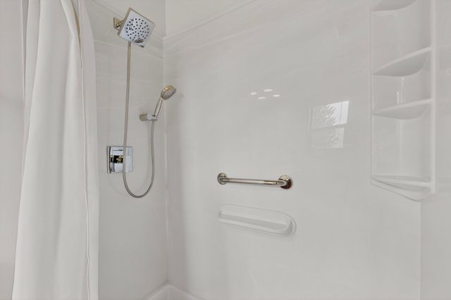7 Bonito Court, Santa Fe, NM 87508