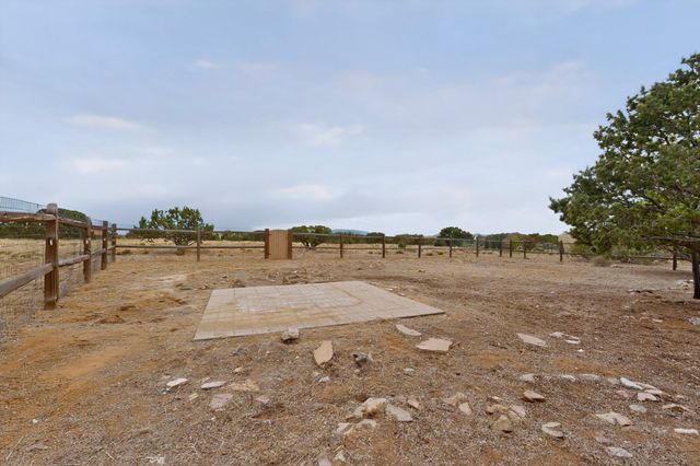7 Bonito Court, Santa Fe, NM 87508