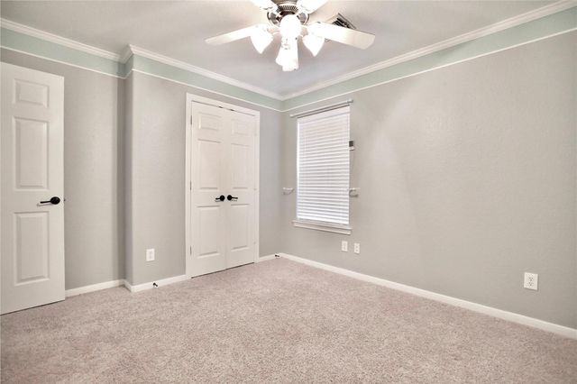 24919 Lakecrest Manor Drive, Katy, TX 77493