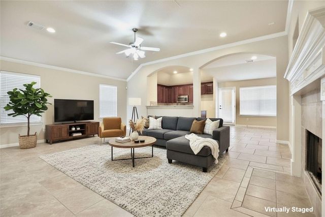 24919 Lakecrest Manor Drive, Katy, TX 77493