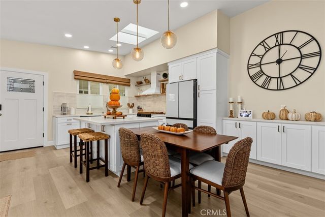 57 Calle Cadiz O, Laguna Woods, CA 92637