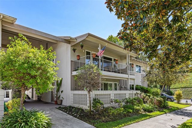 57 Calle Cadiz O, Laguna Woods, CA 92637