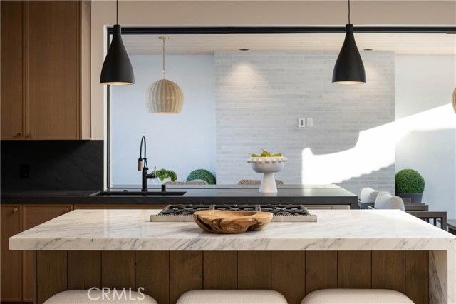 519 Narcissus Avenue B, Corona Del Mar (newport Beach), CA 92625