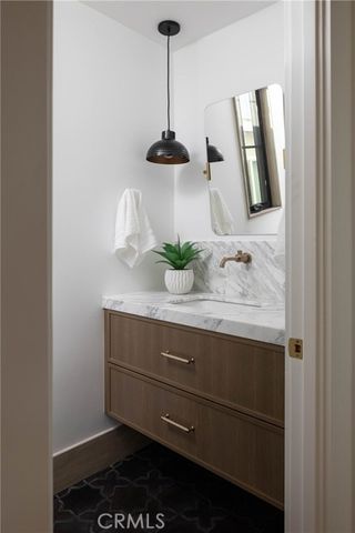 519 Narcissus Avenue B, Corona Del Mar (newport Beach), CA 92625