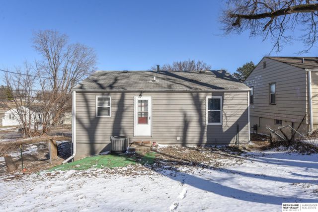3940 N 38 Street, Omaha, NE 68164