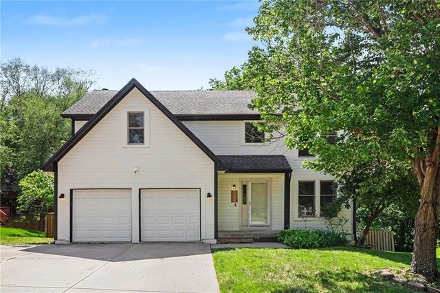 7106 N Holly Court, Kansas City, MO 64118