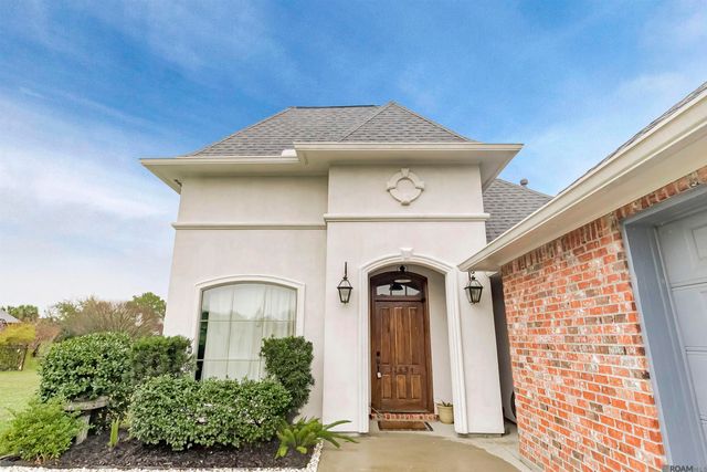 17694 Martin Lake Dr, Baton Rouge, LA 70816