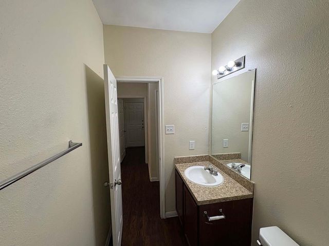 13529 Raintree Drive, Montgomery, TX 77356