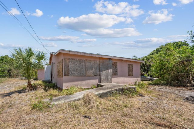 4250 29th Ave, Vero Beach, FL 32967