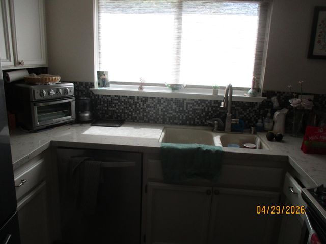 11024 Autumnwind Ln, Rancho Cordova, CA 95670