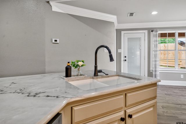 919 COREY, Whitehouse, TX 75791