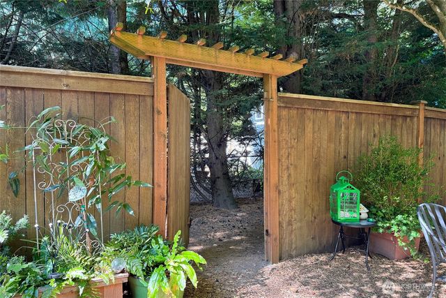 15117 122nd Court NE, Kirkland, WA 98034