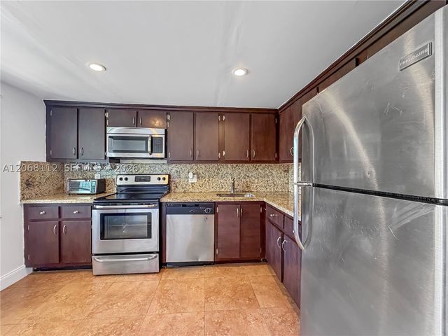 21785 Cypress Dr 46H, Boca Raton, FL 33433
