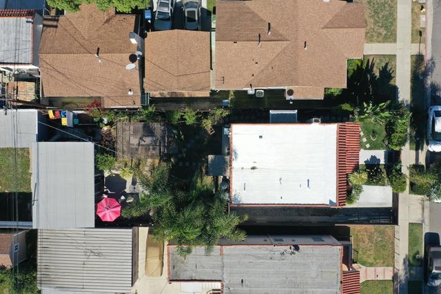 5907 S Van Ness Avenue, Los Angeles, CA 90047