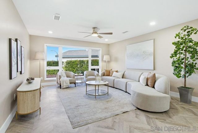 6425 Bounty Ct, San Diego, CA 92120