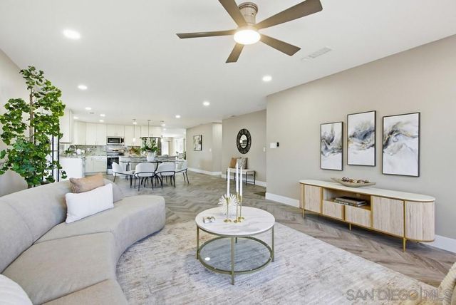 6425 Bounty Ct, San Diego, CA 92120