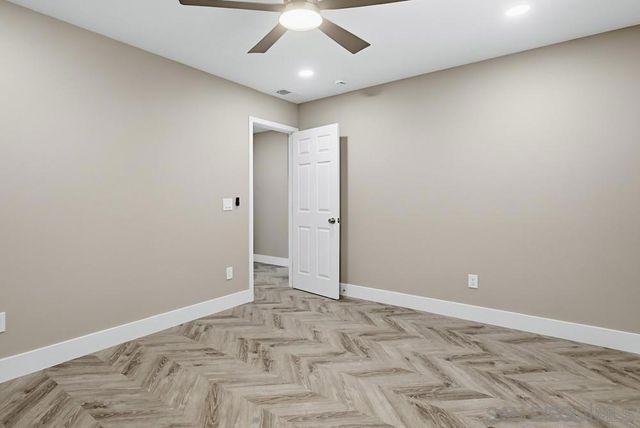 6425 Bounty Ct, San Diego, CA 92120