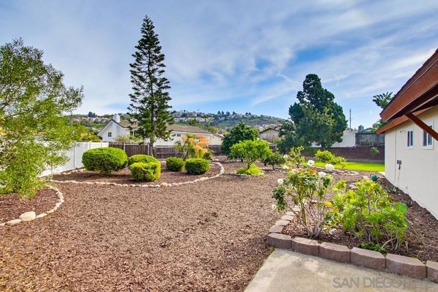 6425 Bounty Ct, San Diego, CA 92120