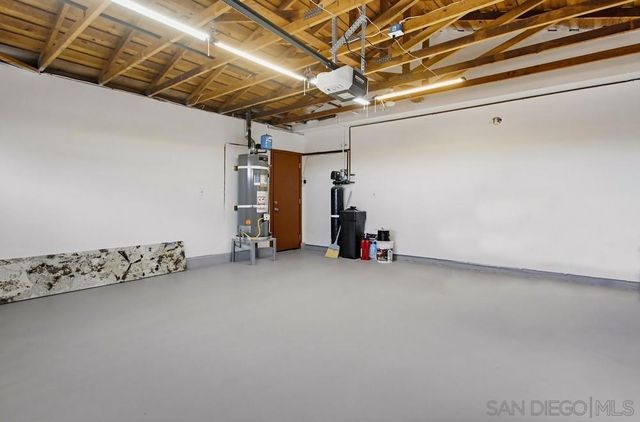 6425 Bounty Ct, San Diego, CA 92120