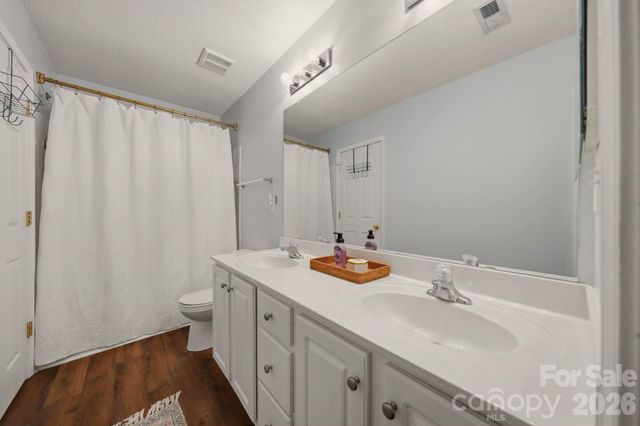 12446 Hennigan Place Lane, Charlotte, NC 28214
