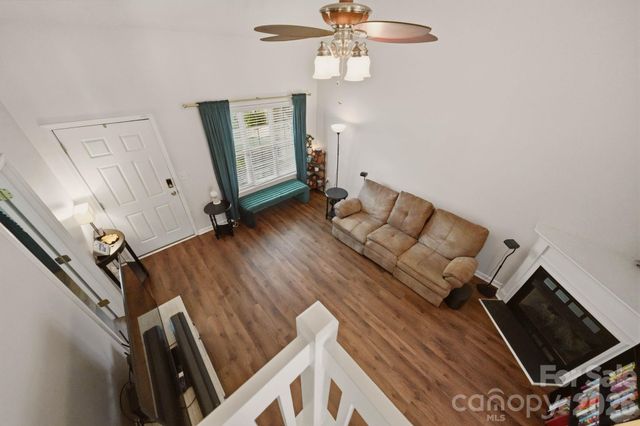 12446 Hennigan Place Lane, Charlotte, NC 28214