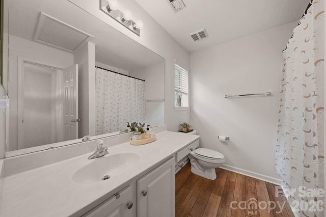 12446 Hennigan Place Lane, Charlotte, NC 28214